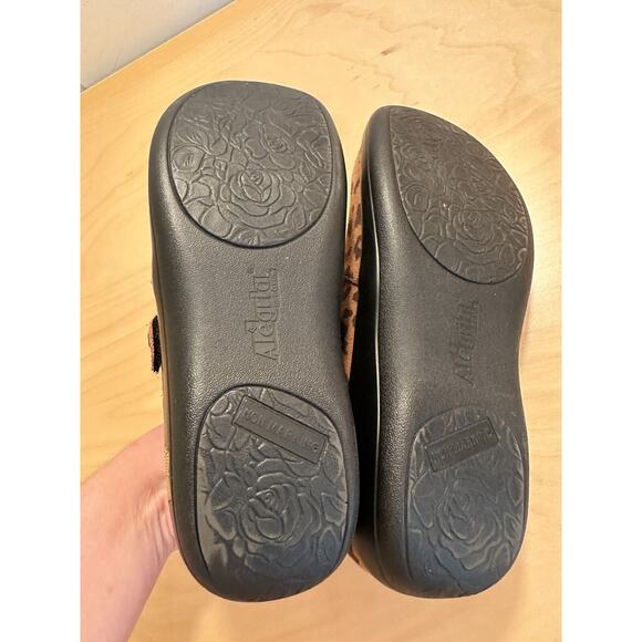 Alegria Kara Leopard Tan Brown Suede Slip On Clogs 37 US Size 7-7.5 - Picture 5 of 5